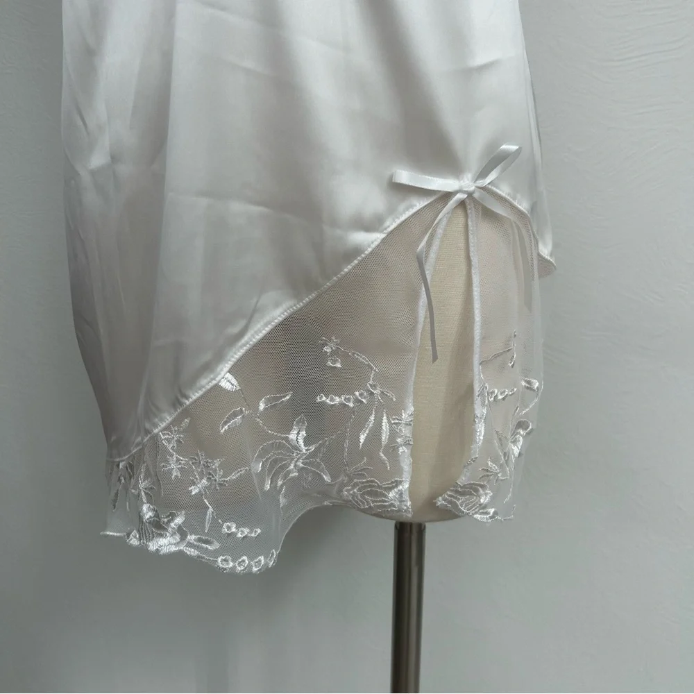 Elegant White Satin Bridal Lace Bow Night Gown Slip Small - Picture 5 of 7